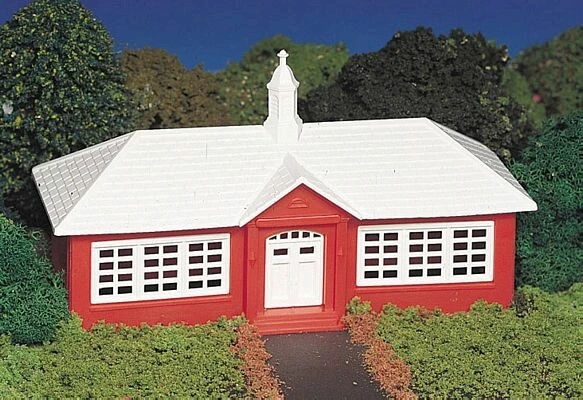 Bachmann Plasticville Classic Kit - School House -- 6 X 7-1/8" 15.3 X 18.1cm - HO - 45133 1 Bachmann Plasticville Classic Kit - School House -- 6 X 7-1/8" 15.3 X 18.1cm - HO - 45133