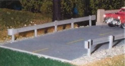Pikestuff Highway Guardrail -- 18" 45.7cm Total - HO
