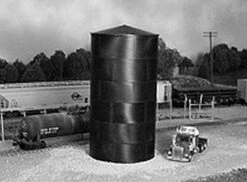 Rix Products Peaked Top Water/Oil Tank - HO