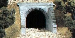 Woodland Scenics Masonry Arch HO Culvert (2 Ea.) - C1263
