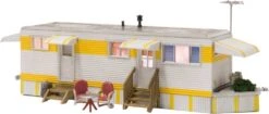 Woodland Scenics Sunny Days Trailer W/Lights - Built-&-Ready? Landmark Structure? -- Assembled - 6