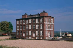 Walthers Cornerstone Front Street Warehouse -- Kit - 6-3/4 X 15-3/8 X 10" 16.8 X 38.4 X 25cm - HO