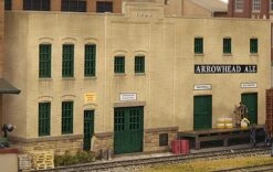 Walthers Cornerstone Cornerstone Series? Background Building - Arrowhead Ale - Brewery Back Wall -