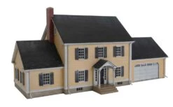 Walthers Cornerstone Executive House -- Kit - 9-15/16 X 5 X 4-3/4" 25.2 X 12.7 X 12cm - HO